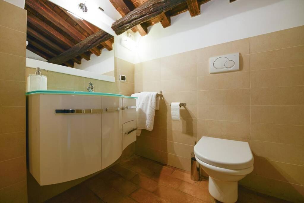 Ibernesi - Charming Apartment At The Roman Forums 외부 사진