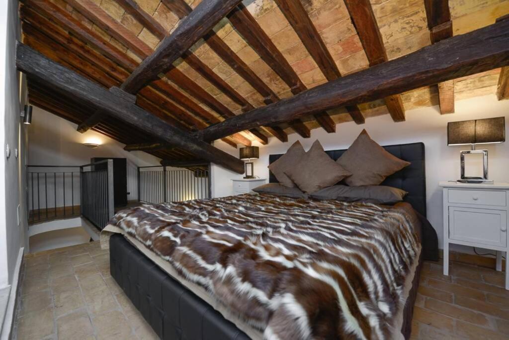 Ibernesi - Charming Apartment At The Roman Forums 외부 사진
