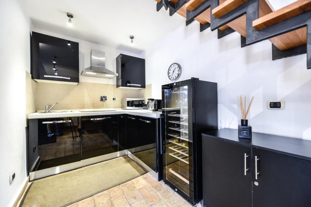 Ibernesi - Charming Apartment At The Roman Forums 외부 사진